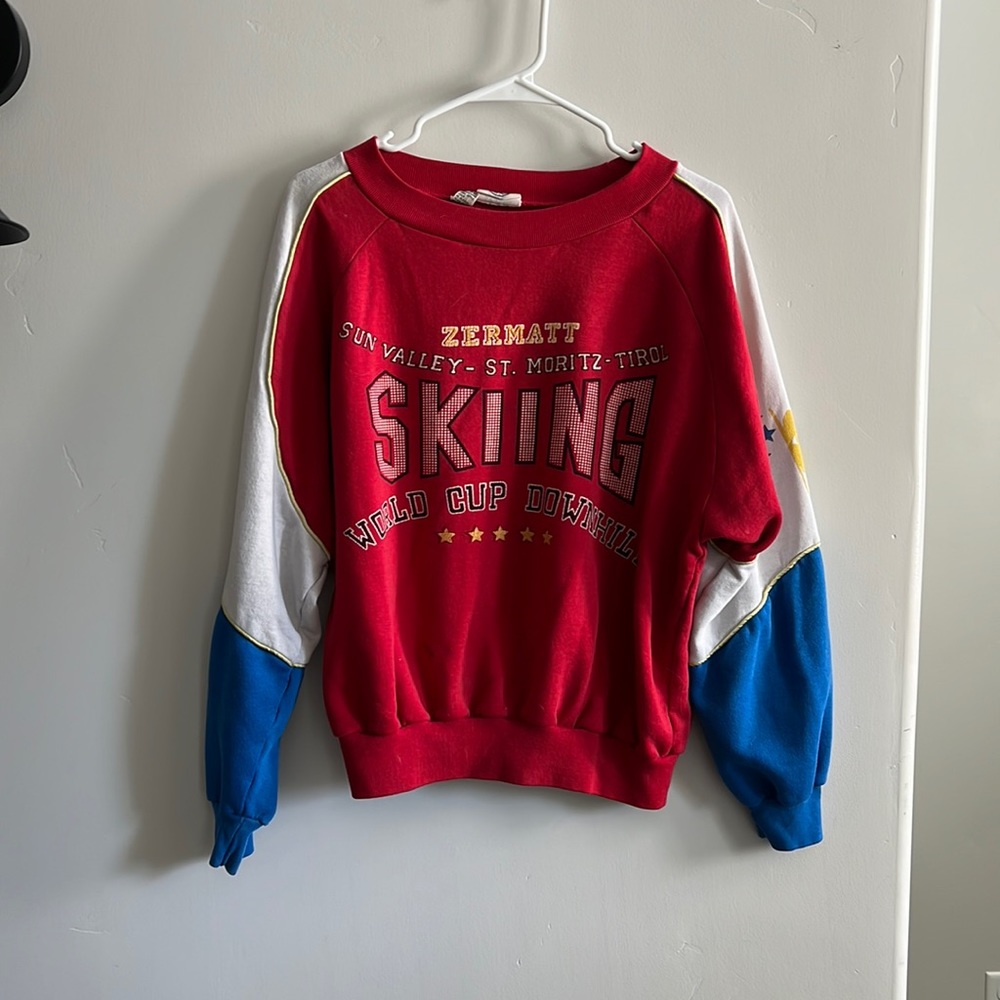 Vintage Red Skiing Sweatshirt with Blue and White Sleeves